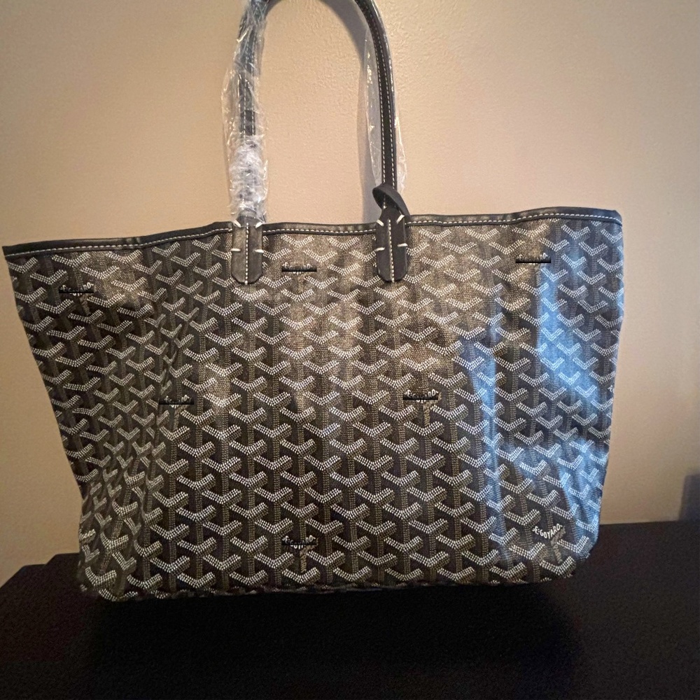 Designer like tote bag -